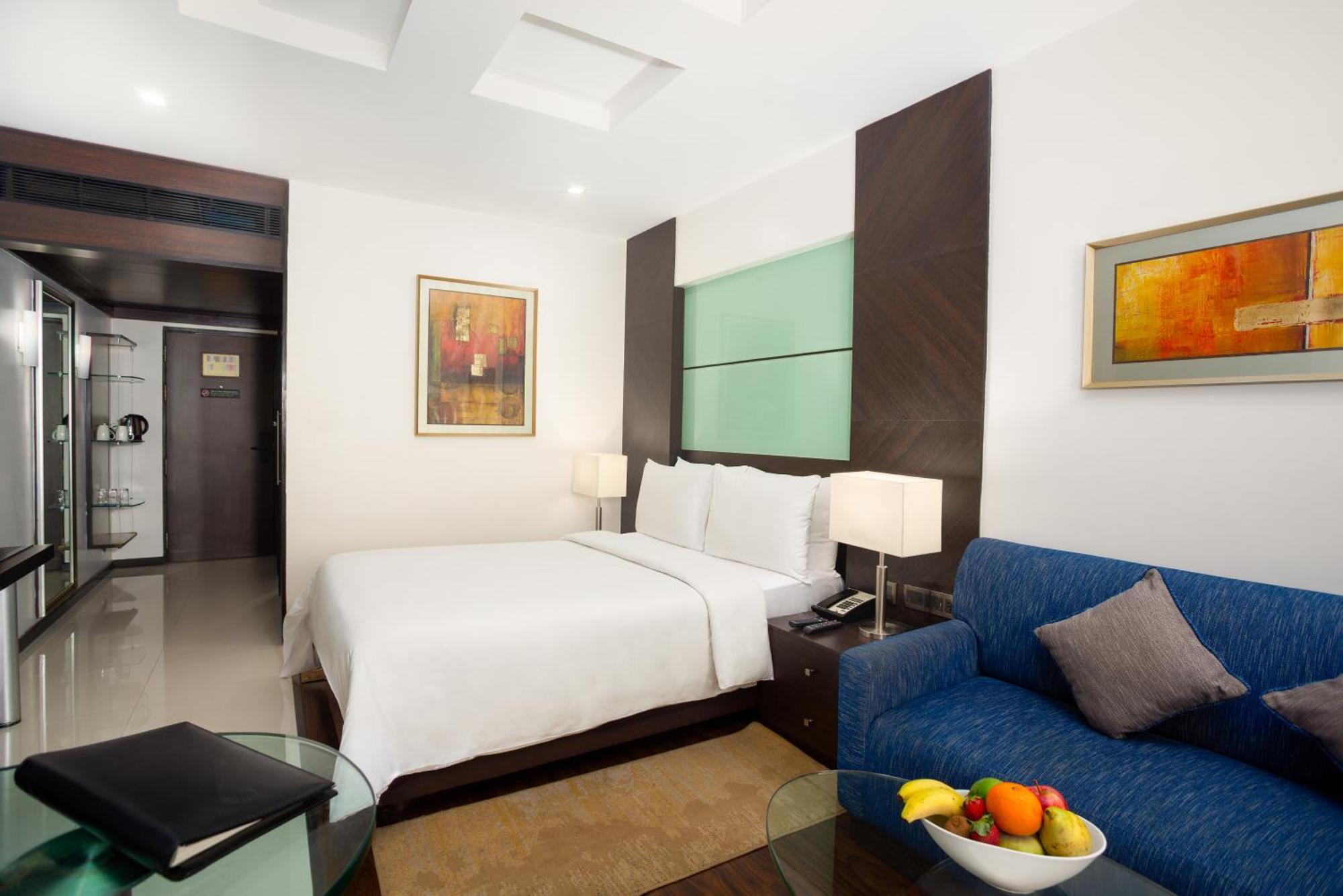Hotel The Residency, Chennai Zewnętrze zdjęcie